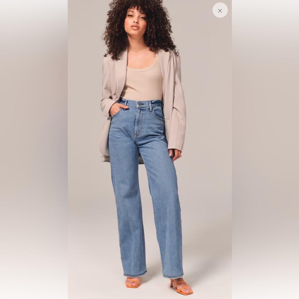 Abercrombie High Rise 90s Relaxed Jean